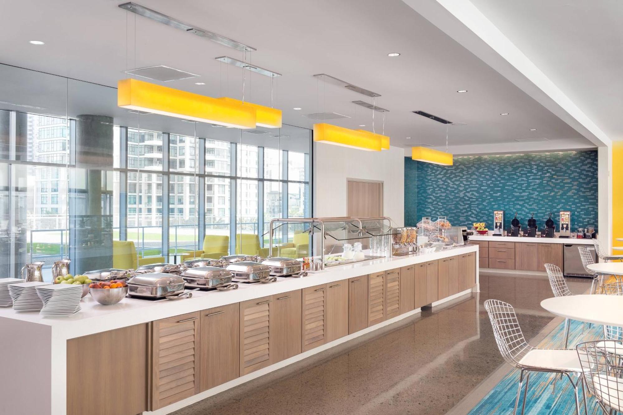 Springhill By Marriott Downtown/bayfront Hotel